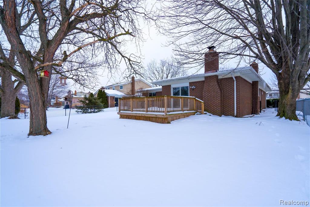 42278 Hanford Road Canton, MI 48187 - Photo 13 of 79