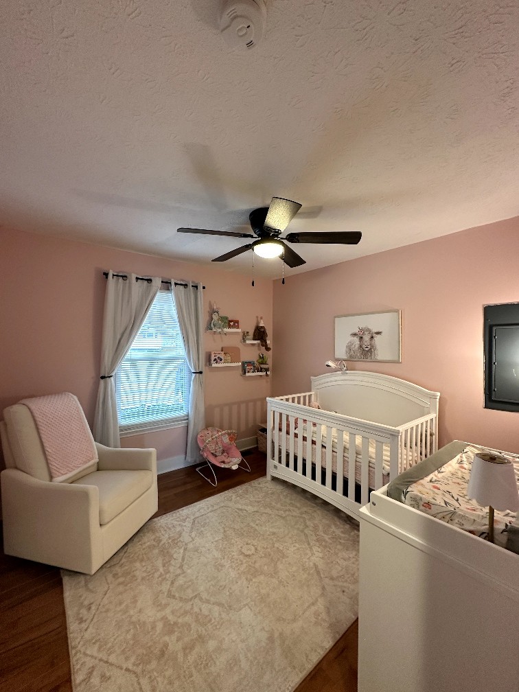 882 Pleasant Hill Road Franklin, KY 42134 - Photo 13 of 16 a bedroom with furniture and a window