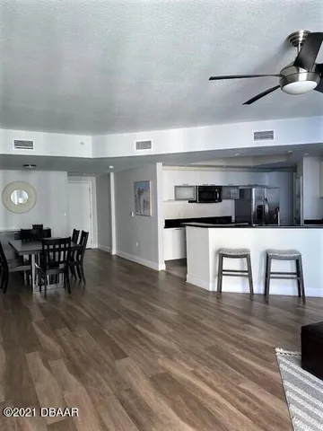 $2,800 | 231 Riverside Drive, Unit 17061, Holly Hill, FL 32117