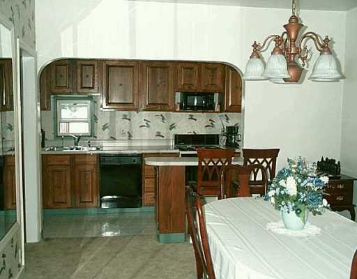 637 Garfield Street Springdale, PA 15144 - Photo 2 of 6 Kitchen.