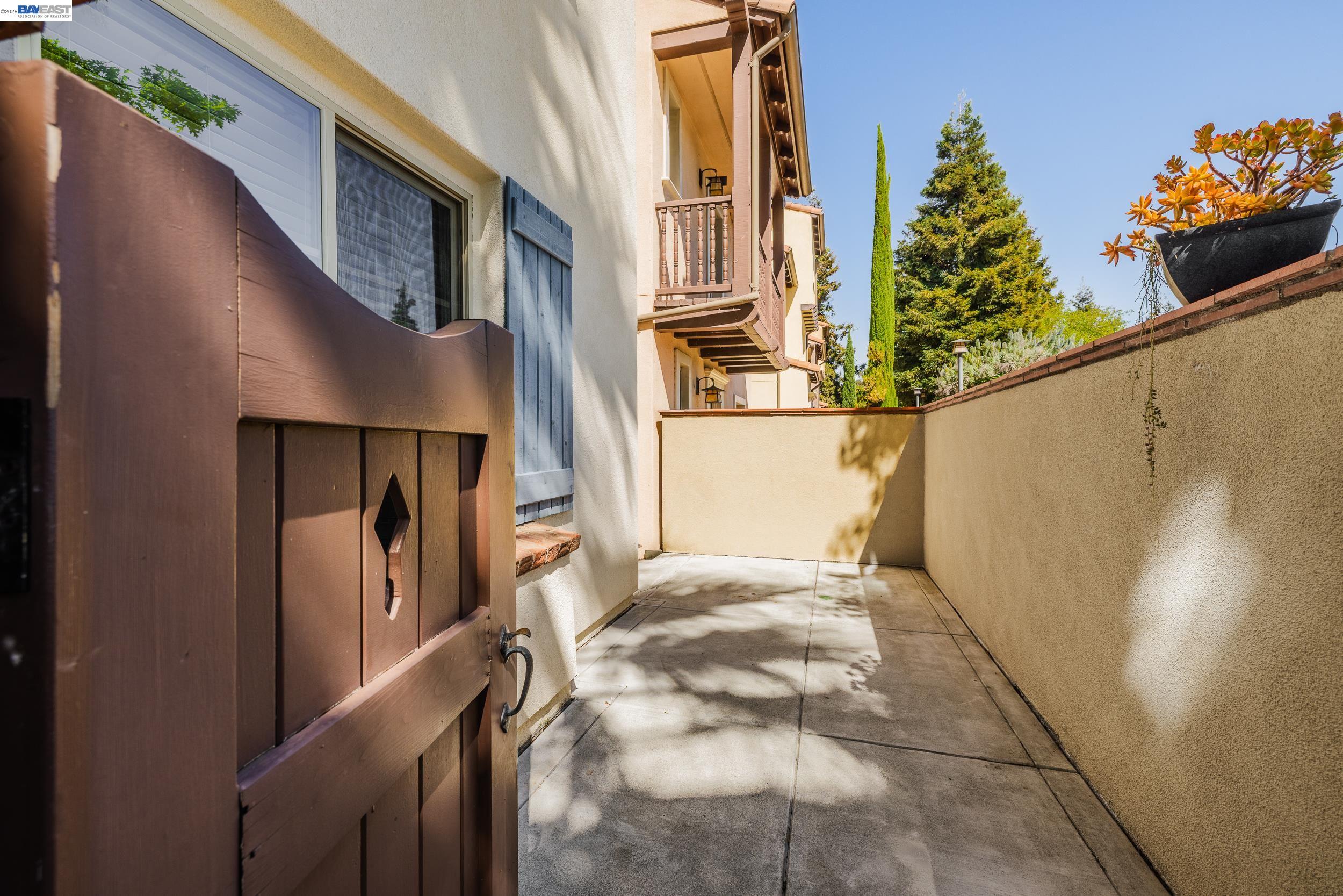 908 Smith Lane Milpitas, CA 95035 - Photo 32 of 38