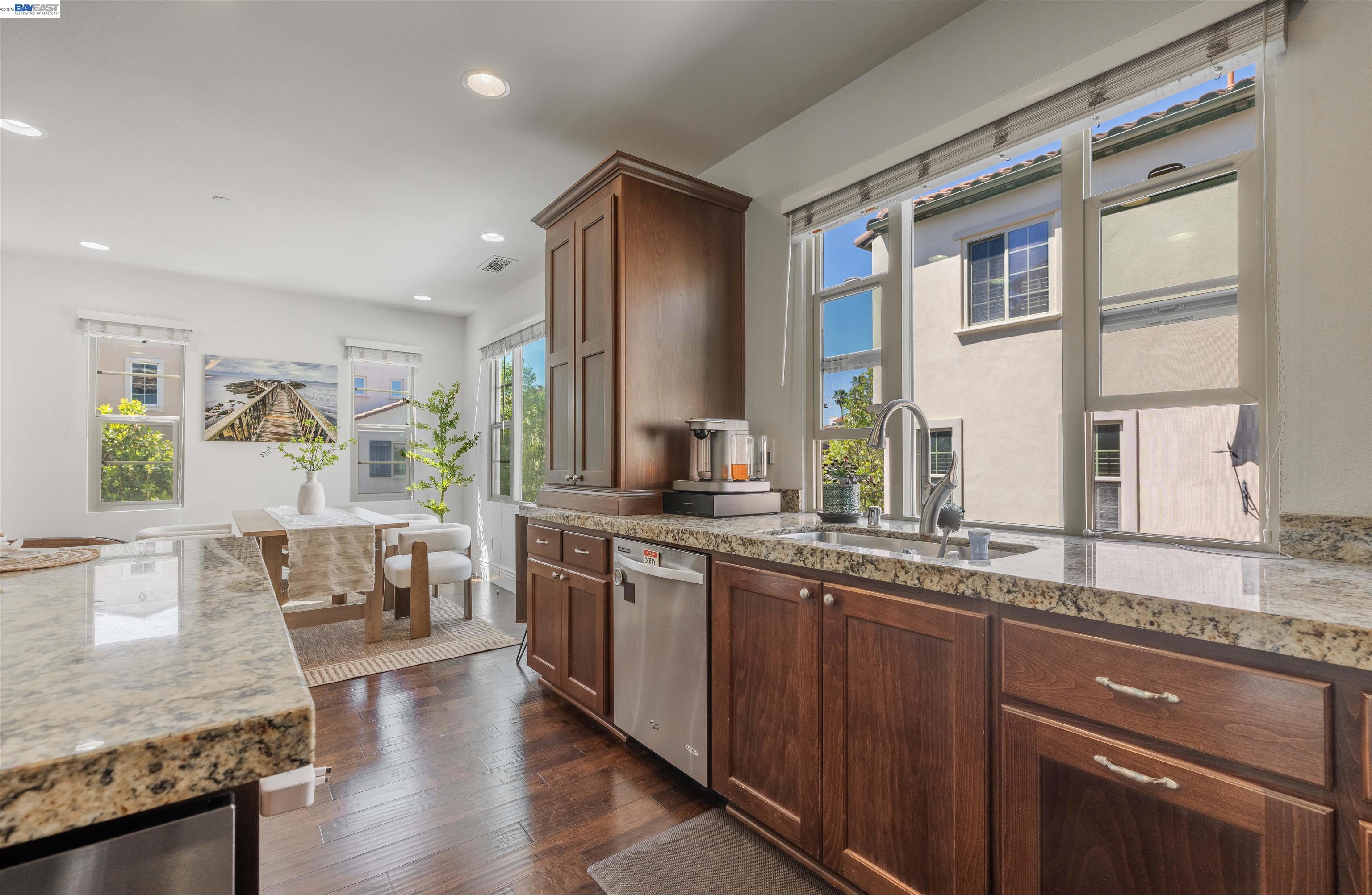 908 Smith Lane Milpitas, CA 95035 - Photo 8 of 38