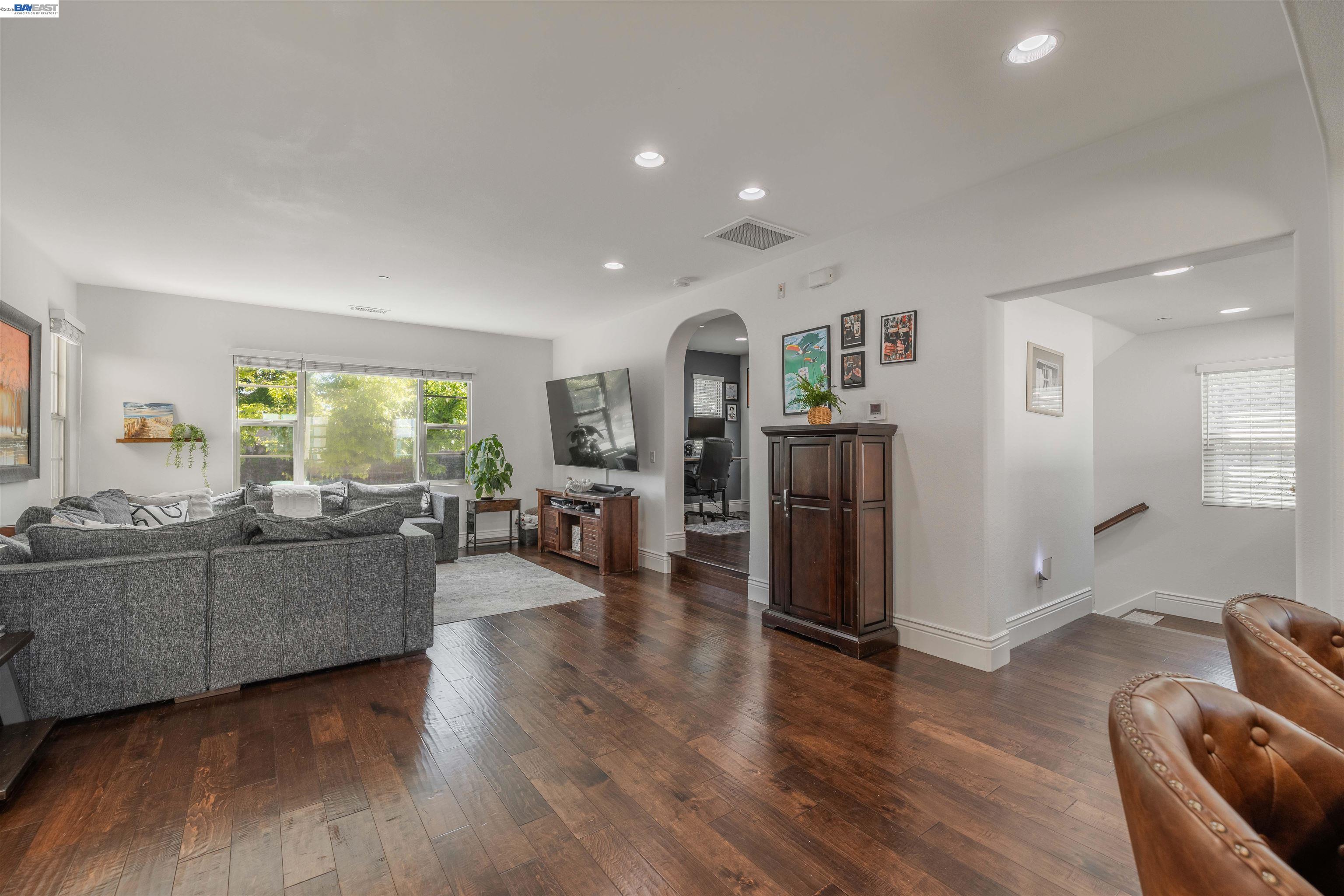 908 Smith Lane Milpitas, CA 95035 - Photo 10 of 38