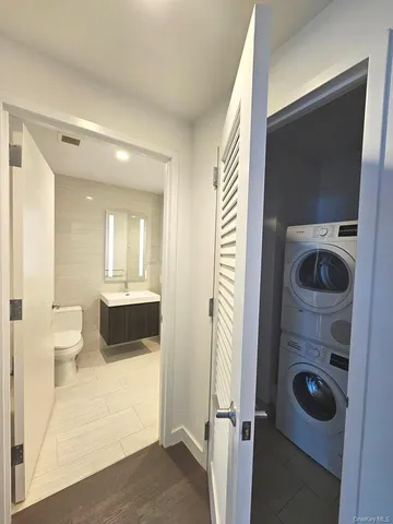 $3,500 | 131-03 40 Road, Unit PH1Y | Flushing