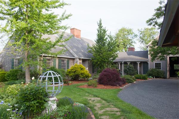1186 Hardwick Road Hardwick, MA 01037 - Photo 4 of 30 Gallery Image 4