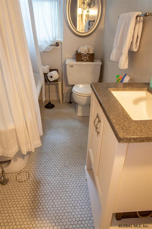 1664 Lenox Road Schenectady, NY 12308 - Photo 29 of 47 Photo 29