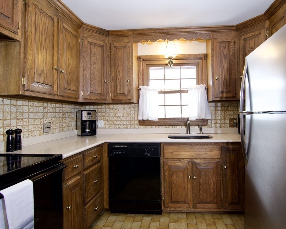 42 Ridge Road East Longmeadow, MA 01028 - Photo 13 of 39 Gallery Image 13