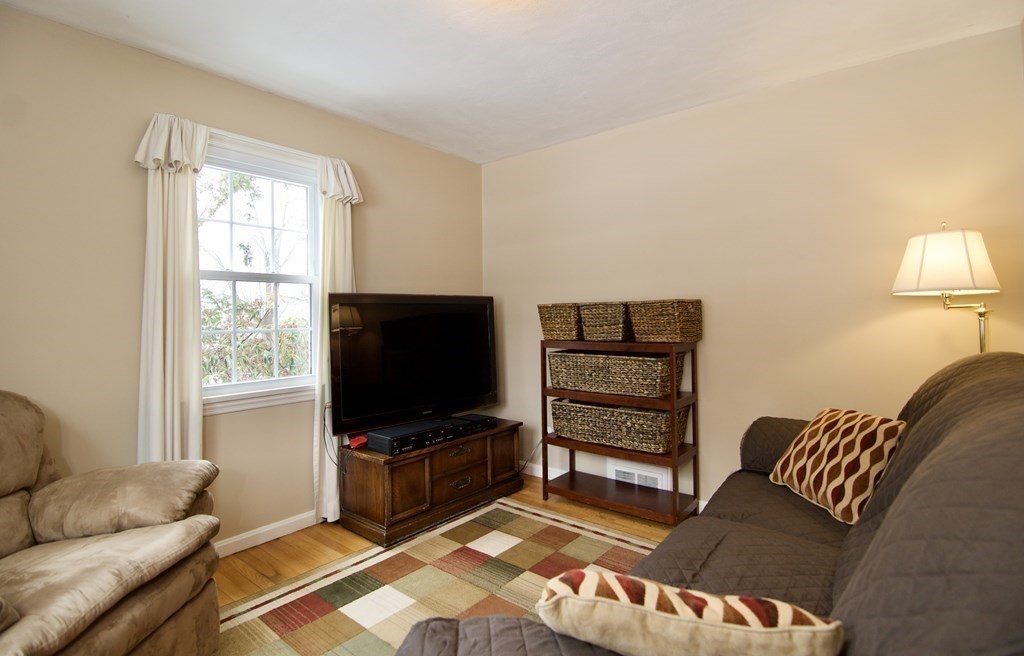 42 Ridge Road East Longmeadow, MA 01028 - Photo 19 of 39 Gallery Image 19
