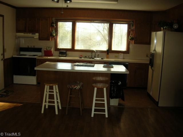 254 Louya Road Lexington, NC 27292 - Photo 3 of 6 Kitchen. kitchen w/ tile flooring