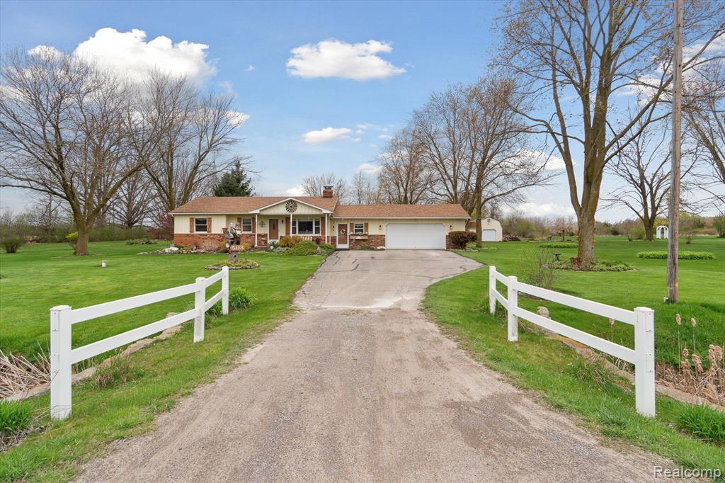 5118 West Stanley Road Mount Morris, MI 48458 - Photo 2 of 56