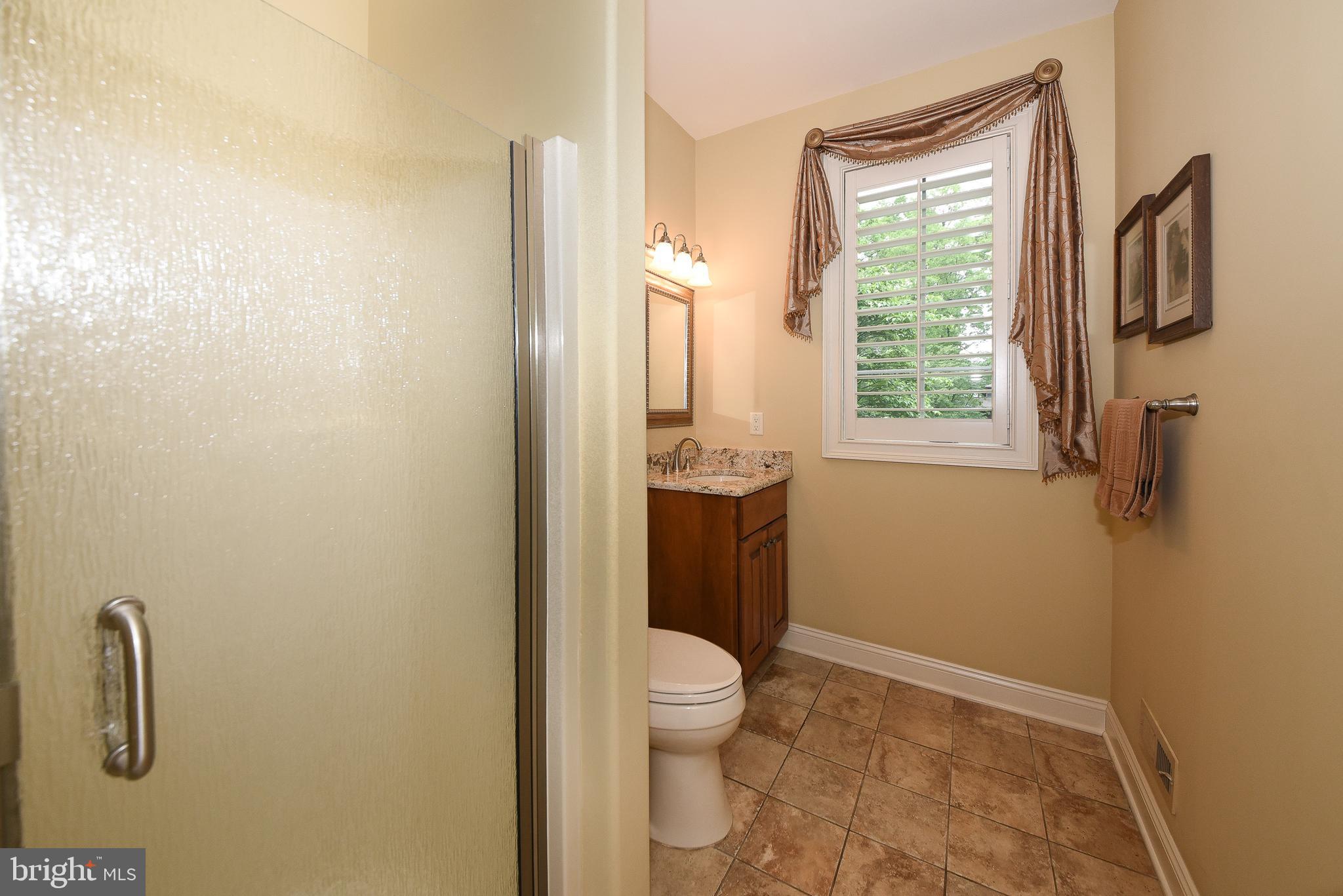 200 Wood Spring Road Gwynedd Valley, PA 19437 - Photo 34 of 71 First Floor Full BAth