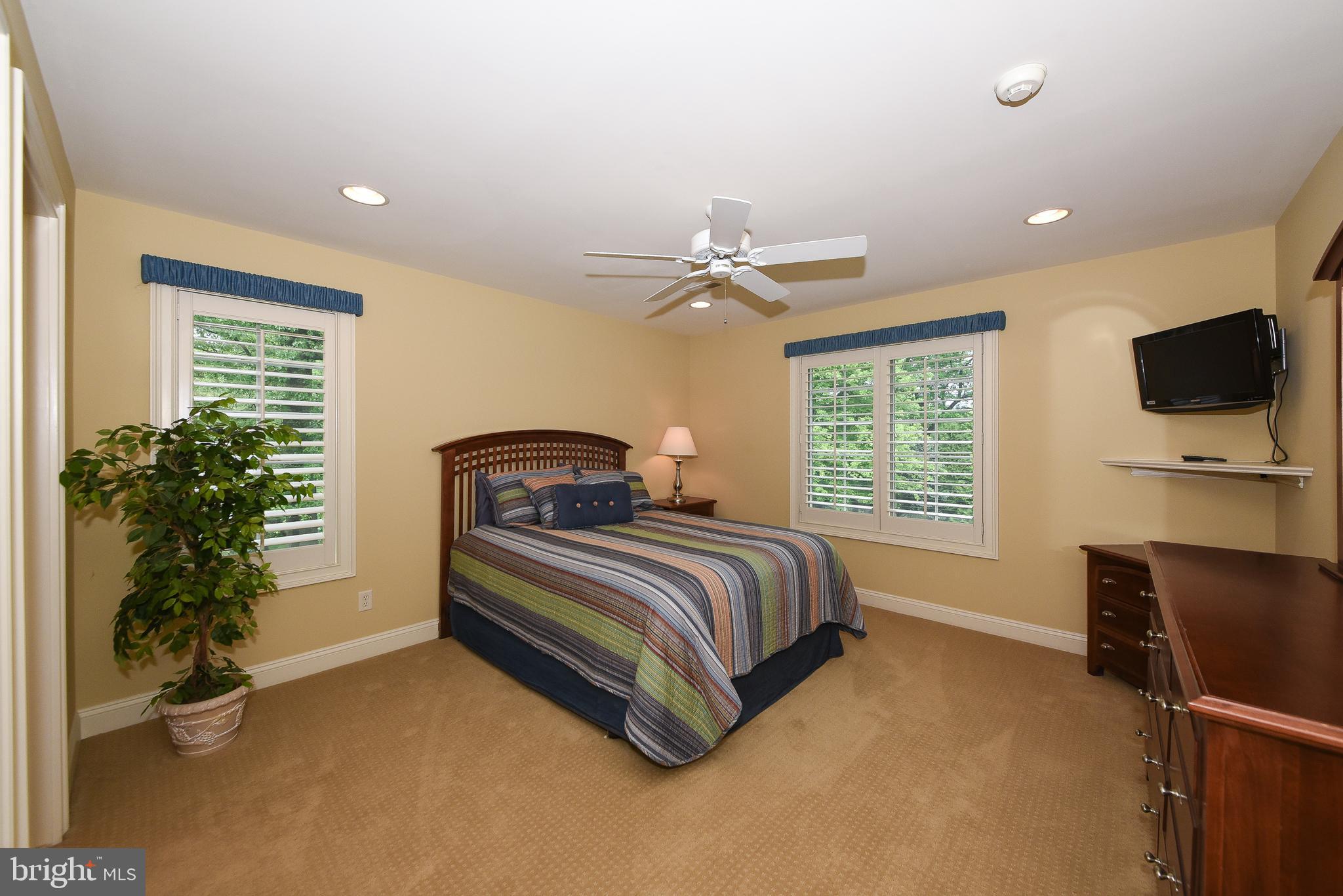 200 Wood Spring Road Gwynedd Valley, PA 19437 - Photo 47 of 71 3rd Bedroom w. Jack N Jill Bathroom