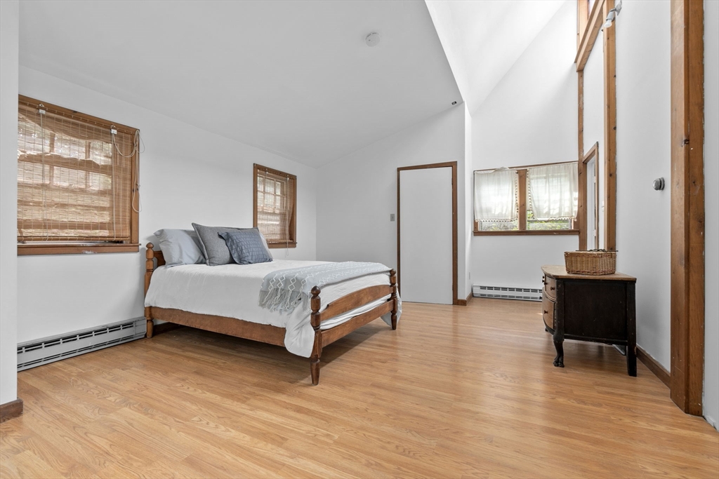 177 Topsfield Road Ipswich, MA 01938 - Photo 15 of 24