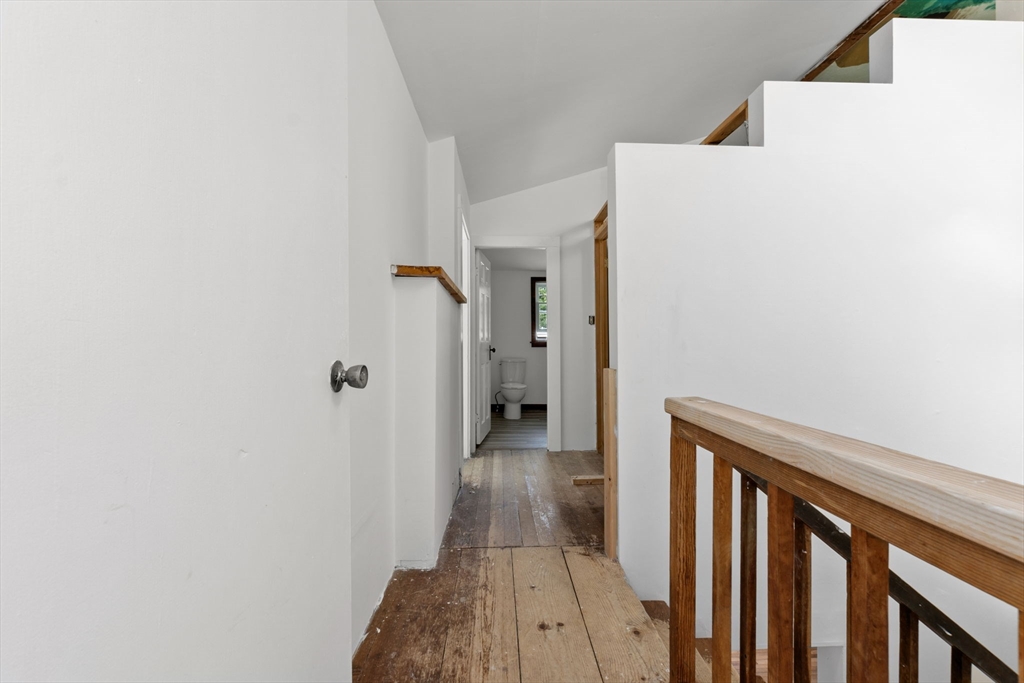 177 Topsfield Road Ipswich, MA 01938 - Photo 17 of 24