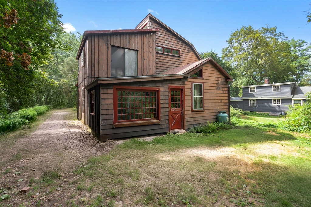 177 Topsfield Road Ipswich, MA 01938 - Photo 23 of 24