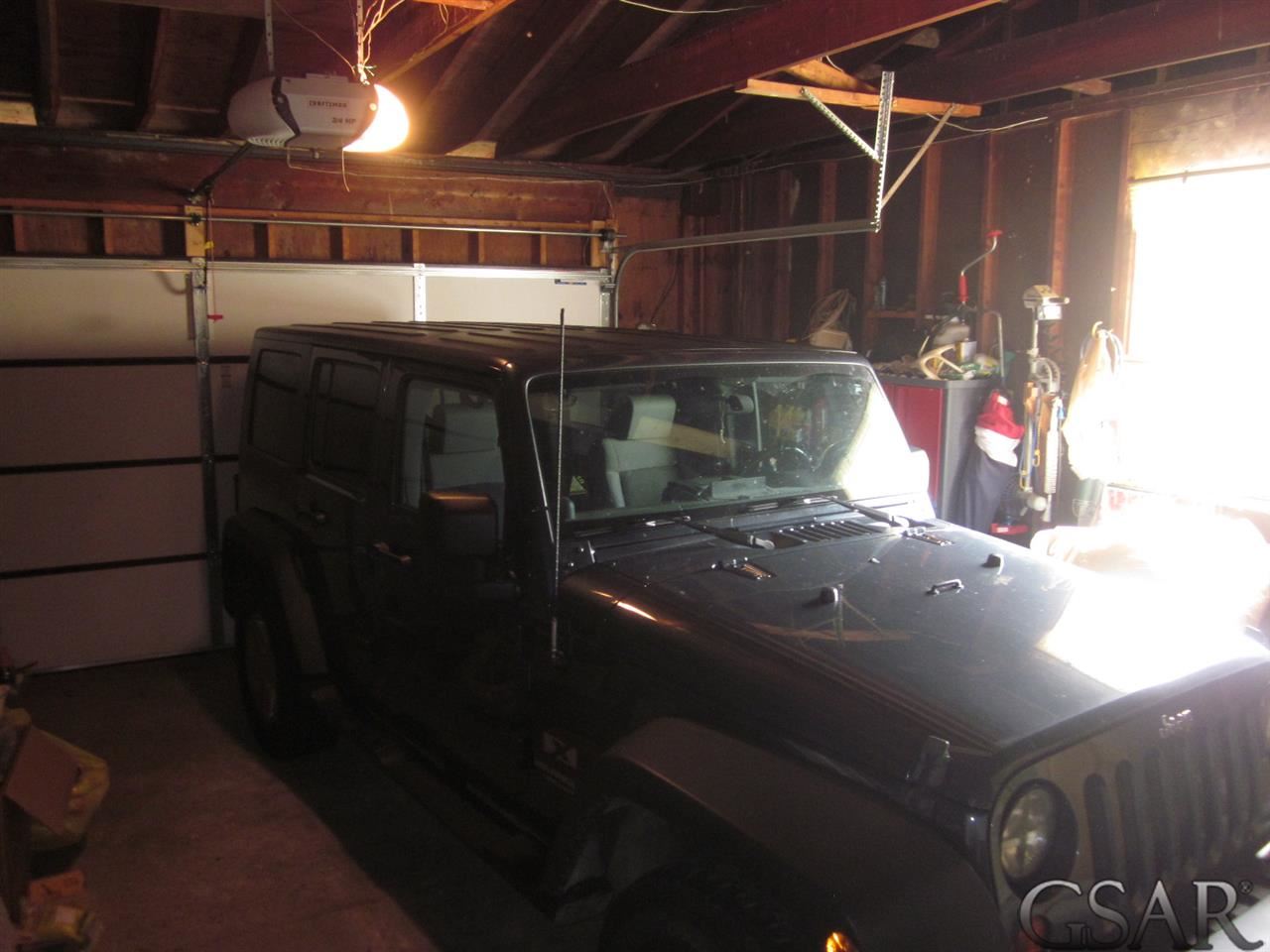 3603 Lansing Road Bancroft, MI 48414 - Photo 18 of 29 31160715-17.JPG