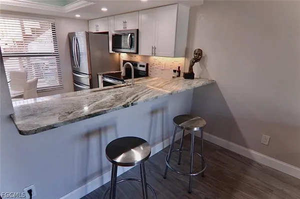 $1,700 | 1515 Southwest 47th Terrace, Unit 104, Cape Coral, FL 33914