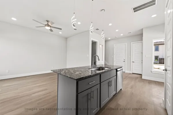 $2,595 | 10719 Mason Road, Unit 4, Richmond, TX 77406