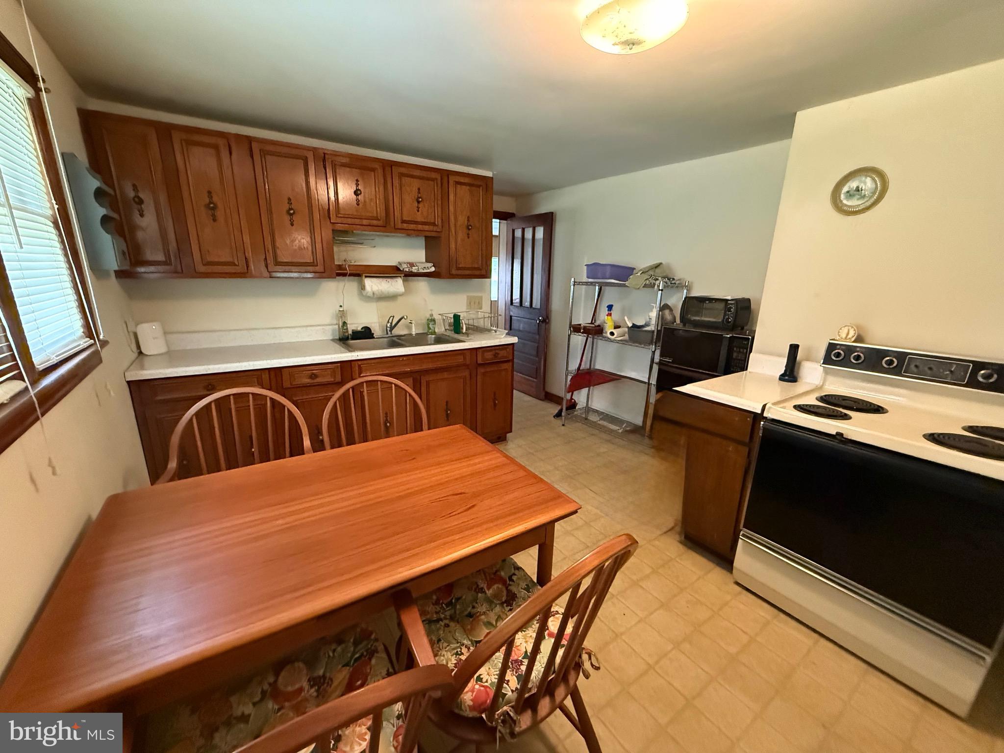 8423 Paw Paw Road Paw Paw, WV 25434 - Photo 4 of 17