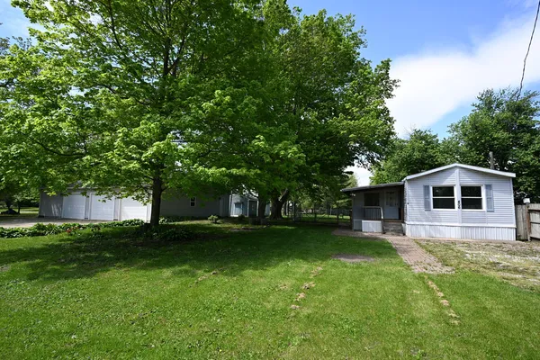 $129,900 | 406 Park Street, El Paso, IL 61738