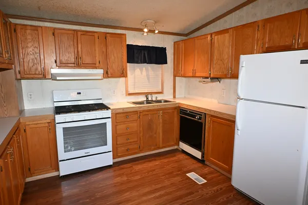 $129,900 | 406 Park Street, Kappa, IL 61738