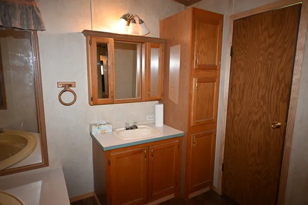 $129,900 | 406 Park Street, Kappa, IL 61738