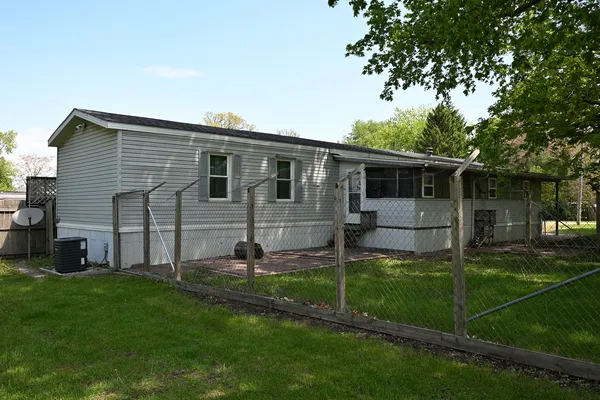 $129,900 | 406 Park Street, Kappa, IL 61738