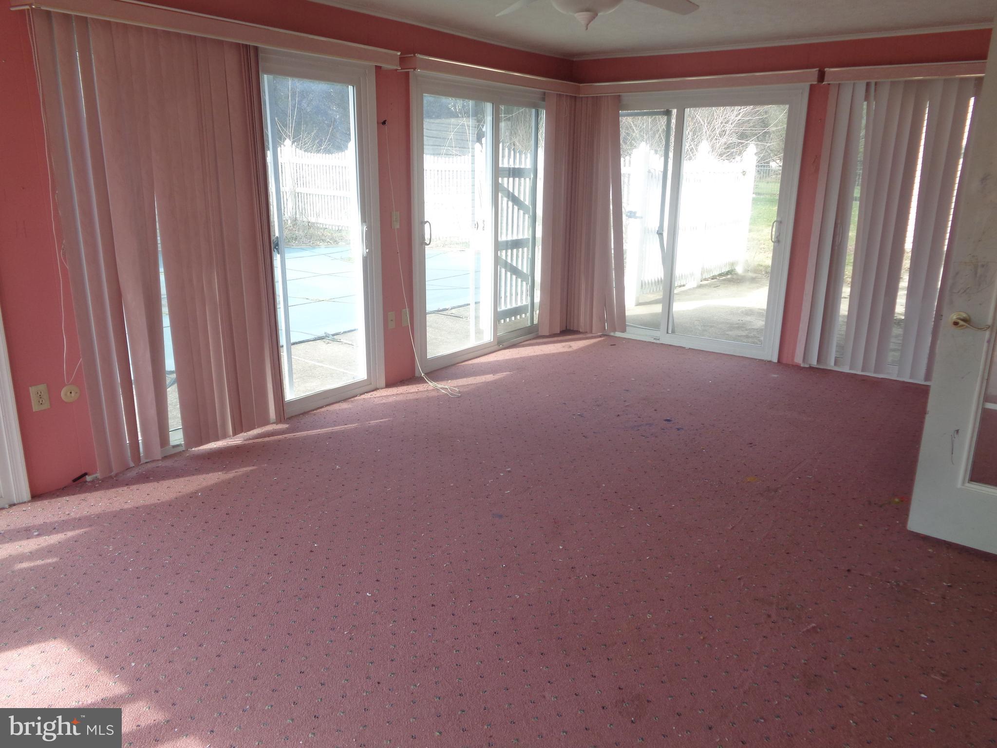 28 Carriage Road Palmyra, PA 17078 - Photo 7 of 18 Sunroom