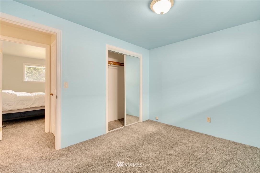 3322 Northeast 10th Place Renton, WA 98056 - Photo 14 of 21