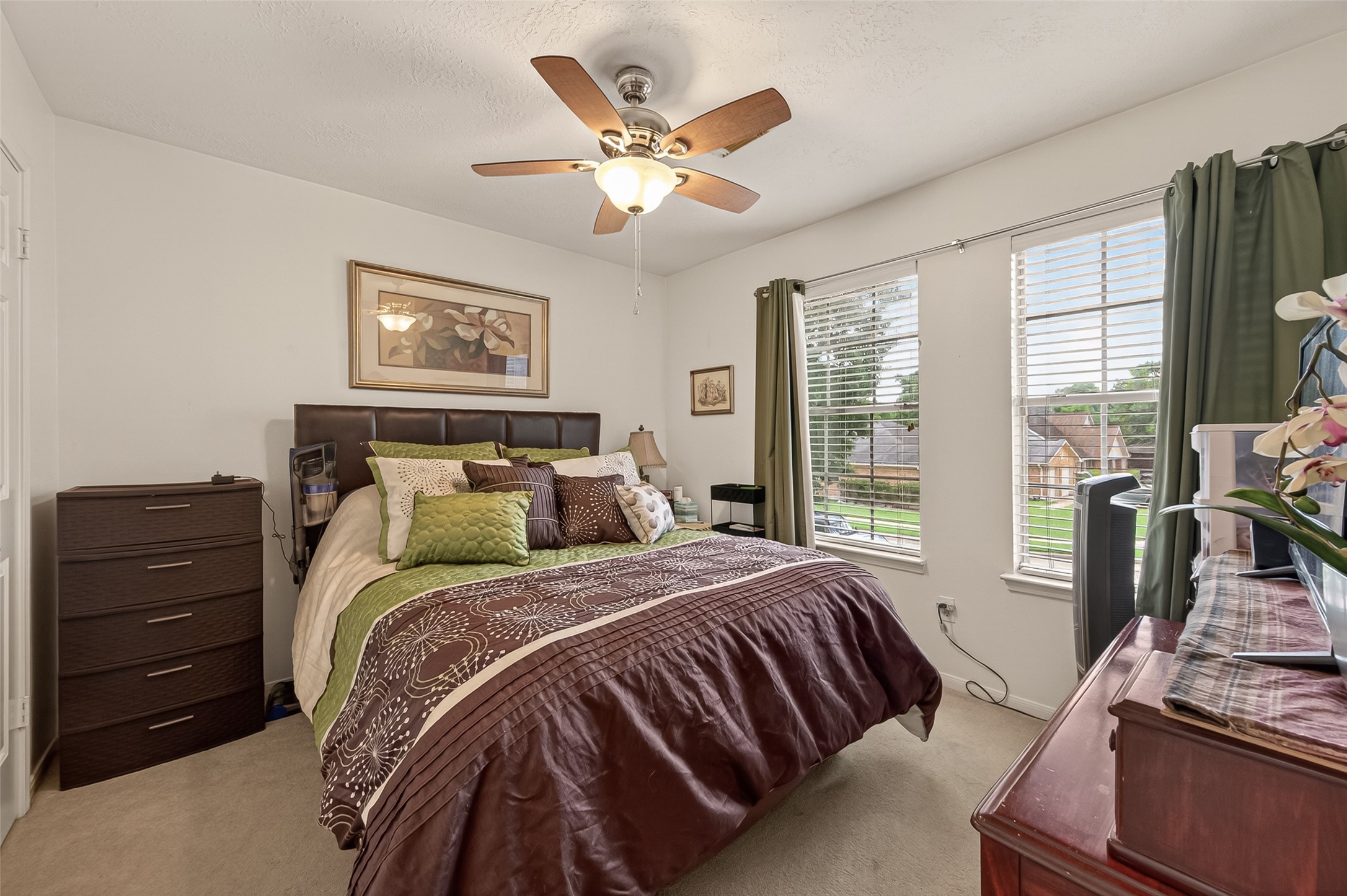 21514 Bluebonnet Meadow Lane Spring, TX 77388 - Photo 25 of 44 Guest Bedroom 1