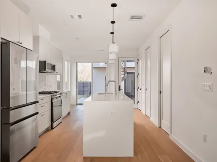 $599,000 | 3209 Dolphin Drive, Unit 2, Austin, TX 78704