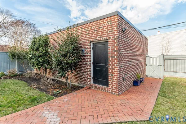$2,750,000 | 3516 East Broad Street, Richmond, VA 23223