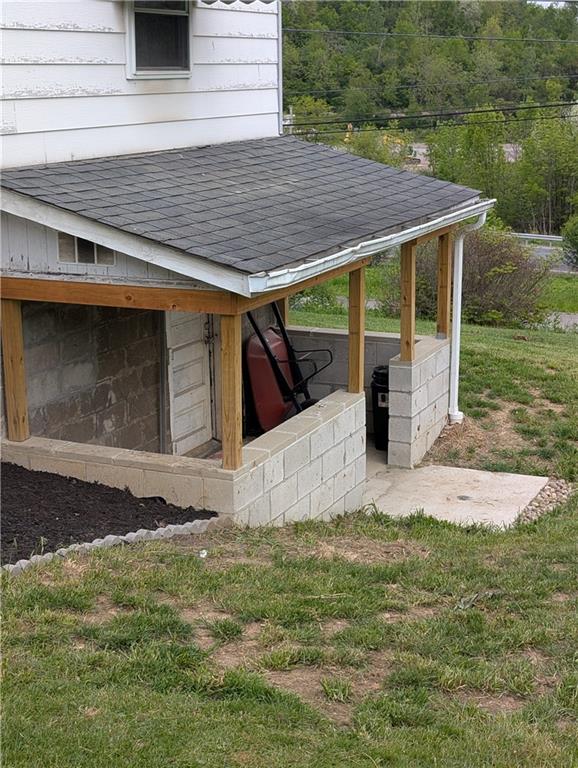 131 Old Rte 422 Worthington, PA 16262 - Photo 12 of 40 New concrete block wall at side basement entrance