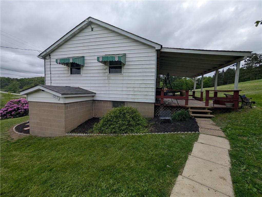 131 Old Rte 422 Worthington, PA 16262 - Photo 3 of 40 Side of the house