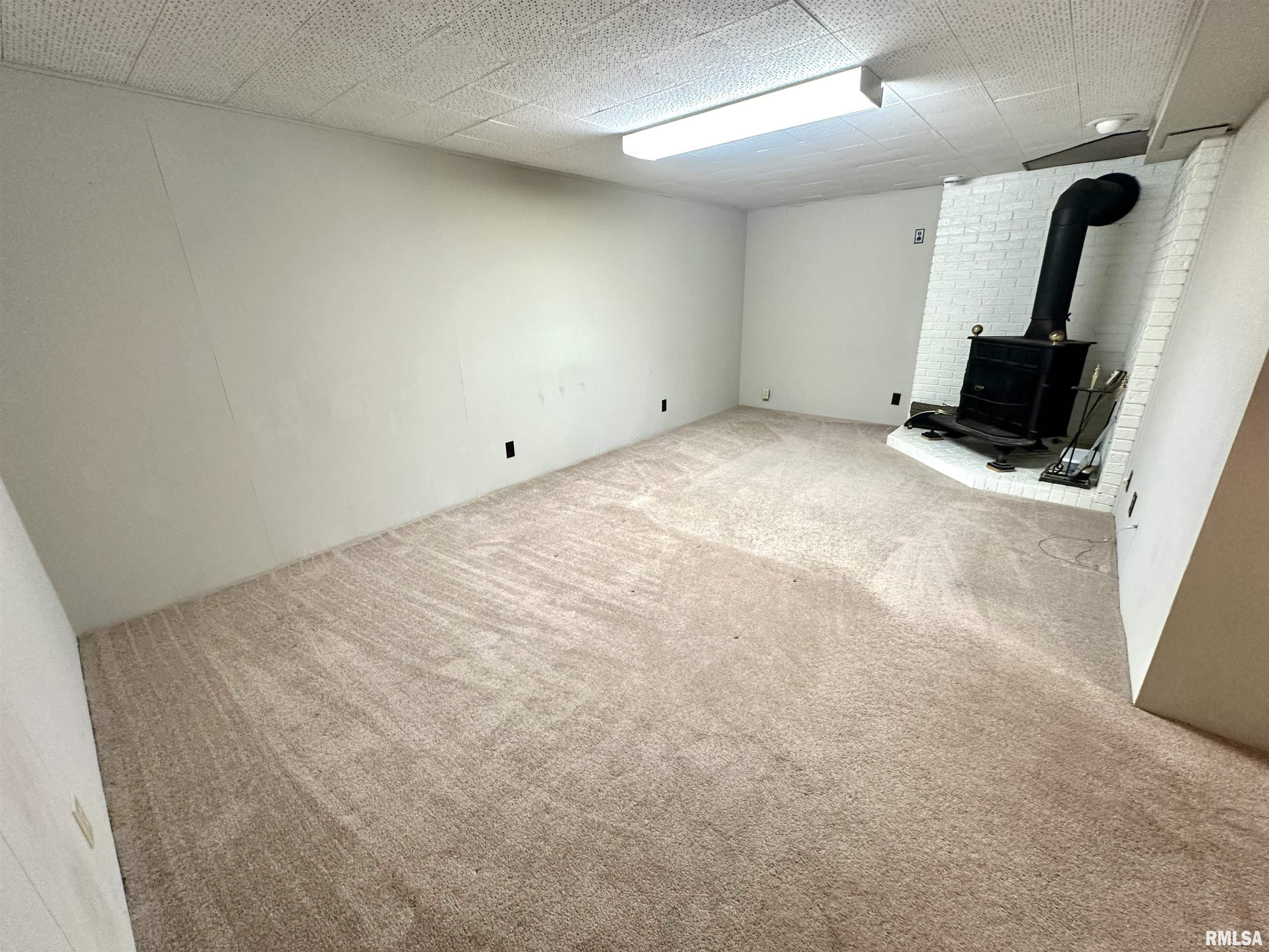 2037 Ross Road Centralia, IL 62801 - Photo 13 of 15