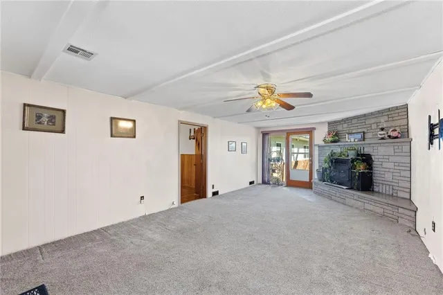 $425,000 | 2861 Highway 54, Moran, KS 66755