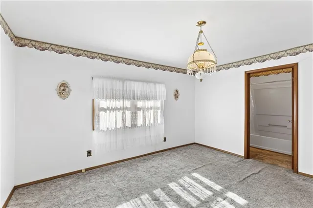 $425,000 | 2861 Highway 54, Moran, KS 66755