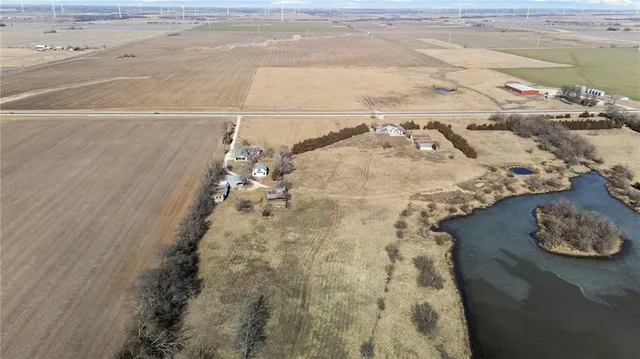 $425,000 | 2861 Highway 54, Moran, KS 66755