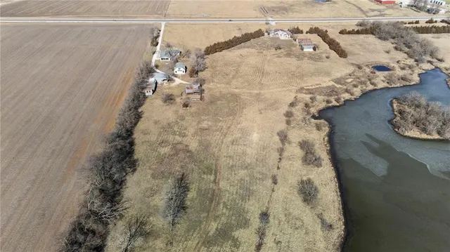 $425,000 | 2861 Highway 54, Moran, KS 66755