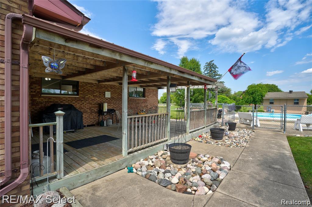 9215 W W. Grand Blanc Rd. Gaines, MI 48436 - Photo 6 of 63