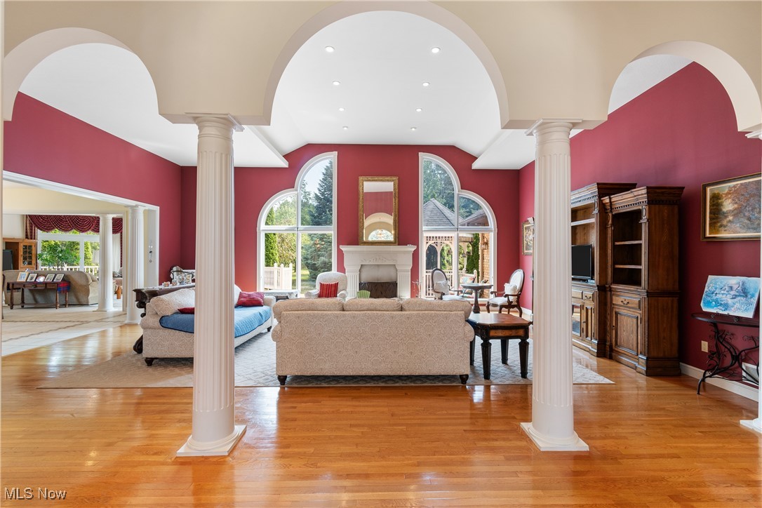 Gallery Image 6