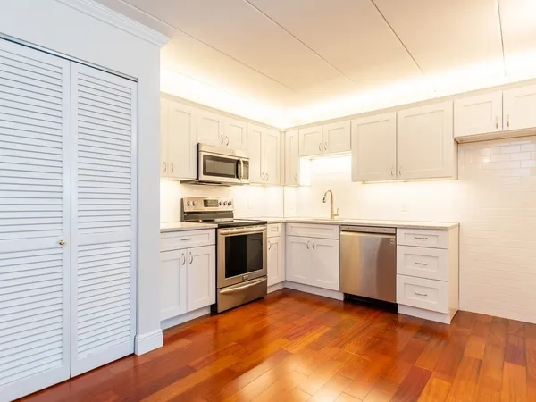 $4,000 | 28 Lee Street, Unit 6, Cambridge, MA 02139