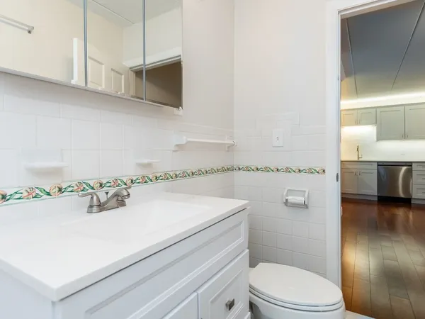 $4,000 | 28 Lee Street, Unit 6, Cambridge, MA 02139