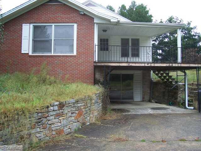 2412 Frye Bridge Road Clemmons, NC 27012 - Photo 6 of 9 Exterior Back.