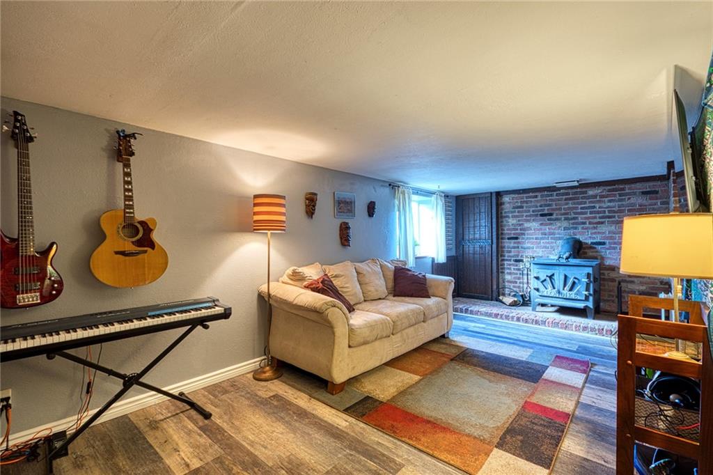 116 Bartley Road Pittsburgh, PA 15241 - Photo 21 of 25 Gallery Image 21
