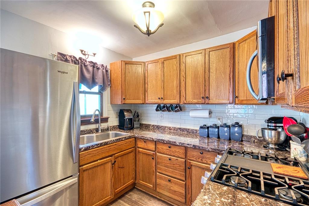 116 Bartley Road Pittsburgh, PA 15241 - Photo 5 of 25 Gallery Image 5