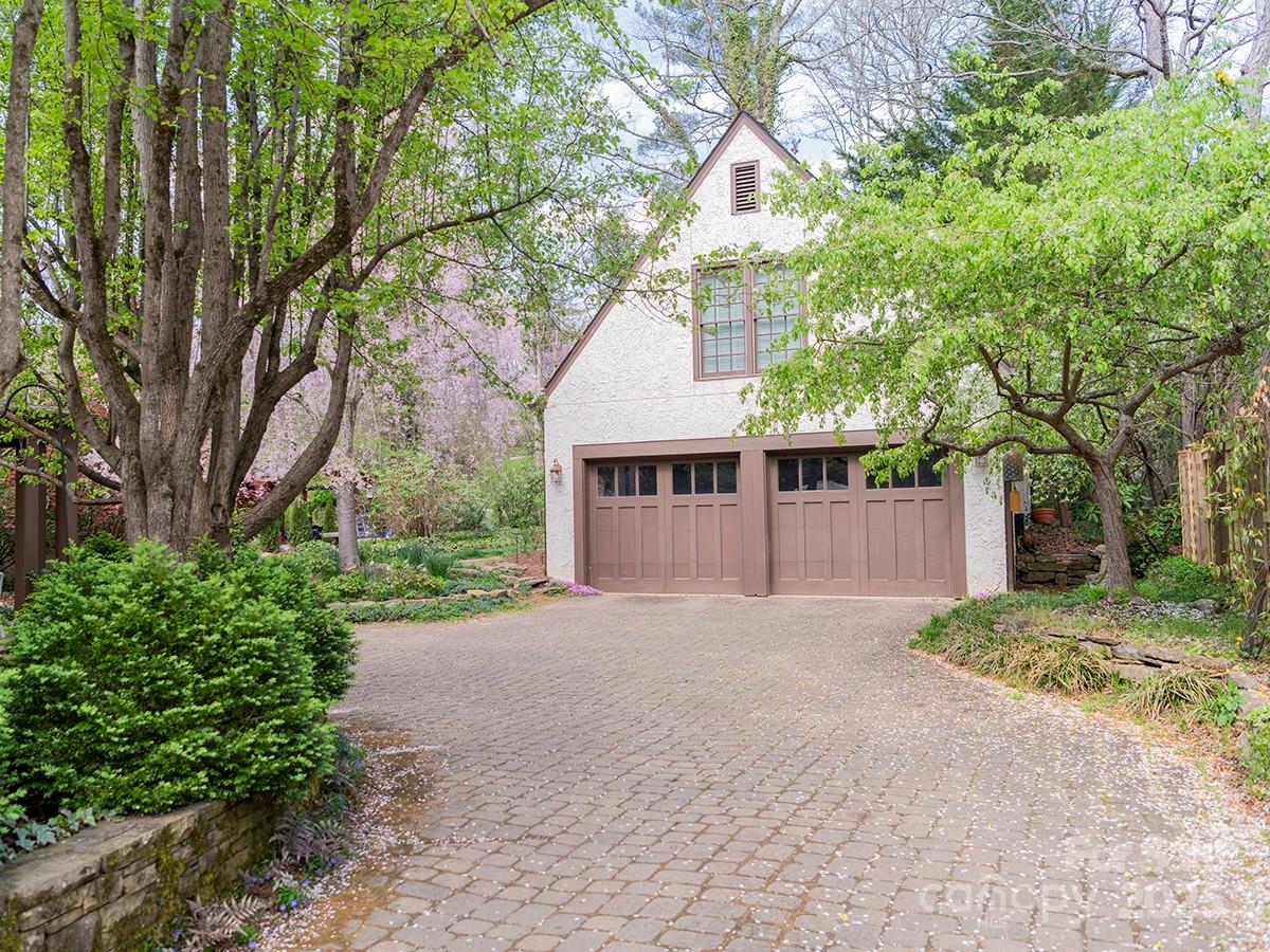 373 Vanderbilt Road Asheville, NC 28803 - Photo 13 of 13 Gallery Image 13