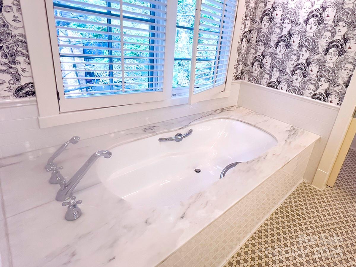 373 Vanderbilt Road Asheville, NC 28803 - Photo 10 of 13 Gallery Image 10