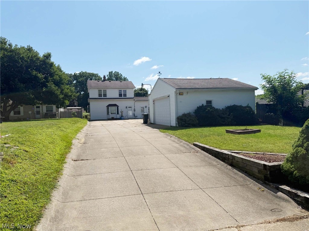 175 Hillman Road Akron, OH 44312 - Photo 2 of 29 Gallery Image 2