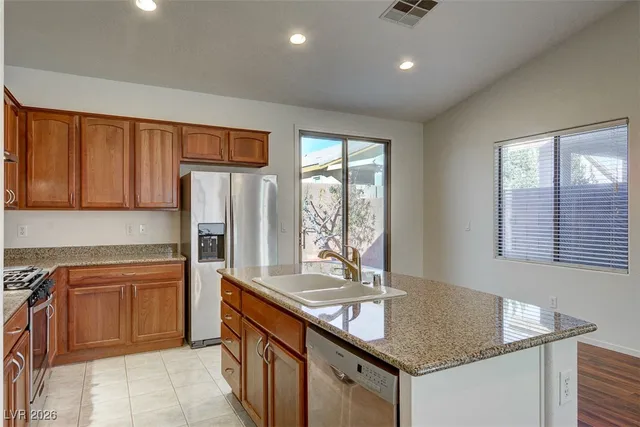 $2,295 | 8113 Slate Falls Street, North Las Vegas, NV 89085